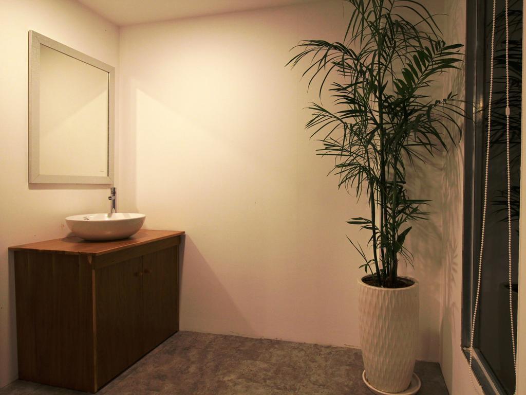 Emis Hotel Phu Quoc Bagian luar foto