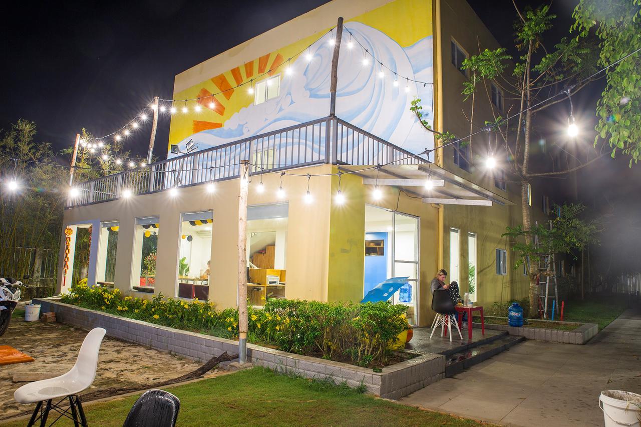 Emis Hotel Phu Quoc Bagian luar foto