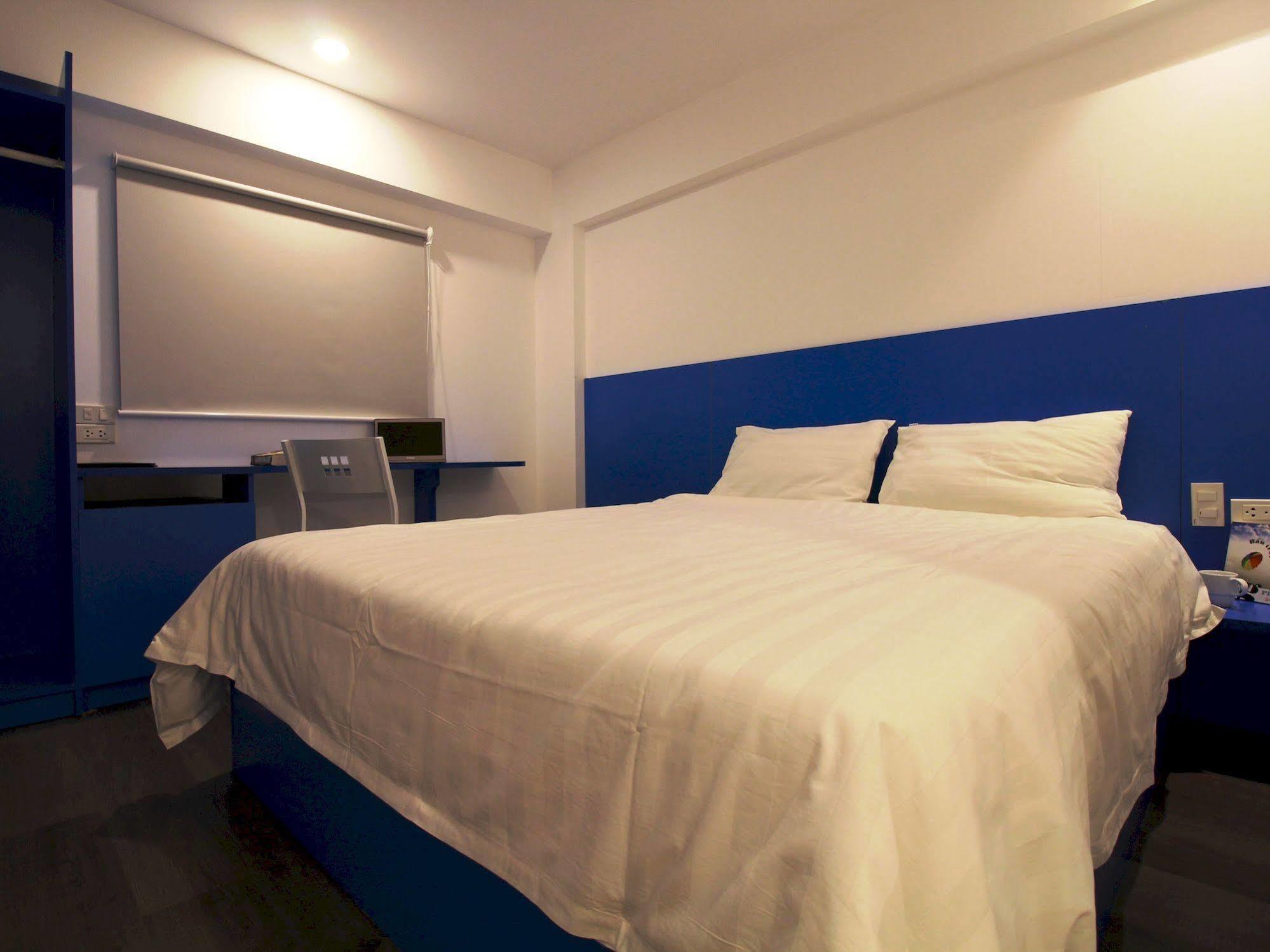 Emis Hotel Phu Quoc Bagian luar foto