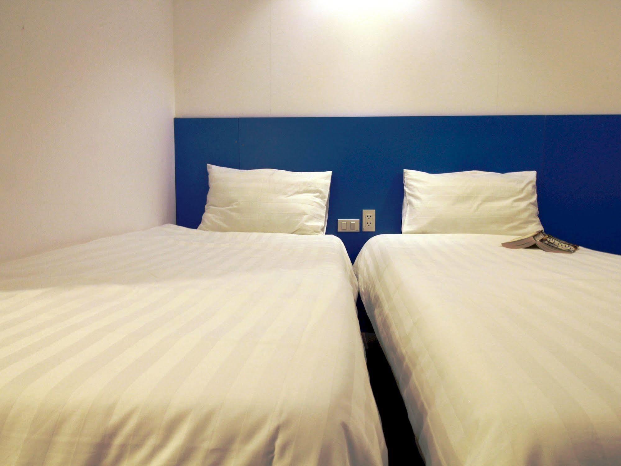 Emis Hotel Phu Quoc Bagian luar foto