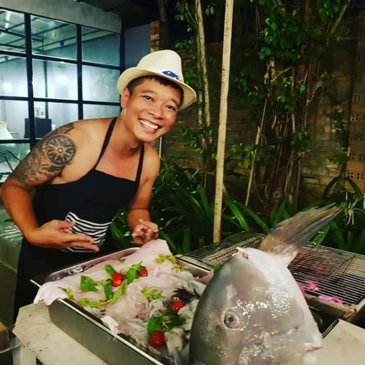 Emis Hotel Phu Quoc Bagian luar foto